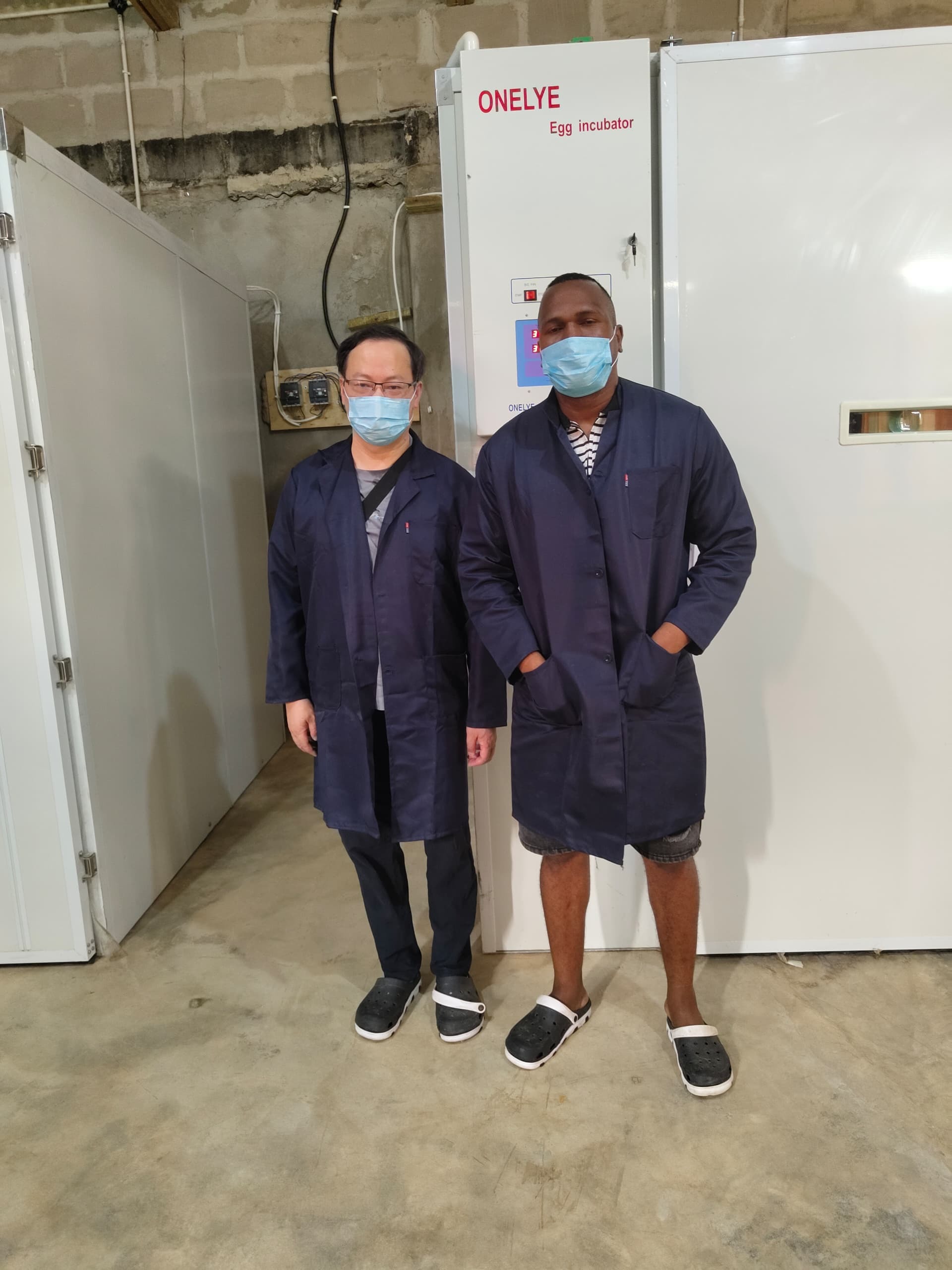 Últimos blogs de la empresa sobre Las oscilaciones de temperatura diurna y nocturna en las tierras altas de Etiopía causan una eclosión desigual: soluciones de aislamiento y flujo de aire uniforme para incubadoras de aves