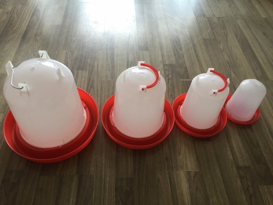 comprar Alimentadores de la granja avícola del pollo tomatero y accesorios de la jaula del pollo de los bebedores online manufacture